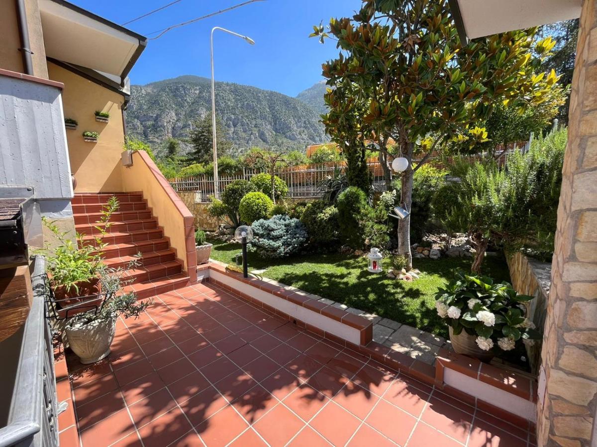 スルモナ La Casa Di Panfiloヴィラ エクステリア 写真