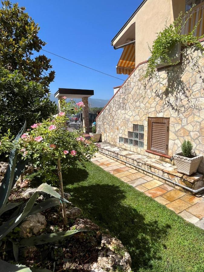 スルモナ La Casa Di Panfiloヴィラ エクステリア 写真